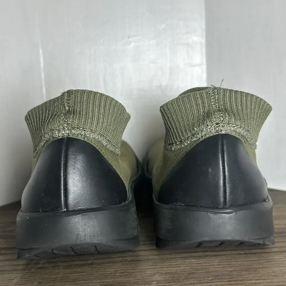 OOFOS OOmg eeZee Men’s 8 Recovery Shoes Slip-On olive green Comfort Sneakers